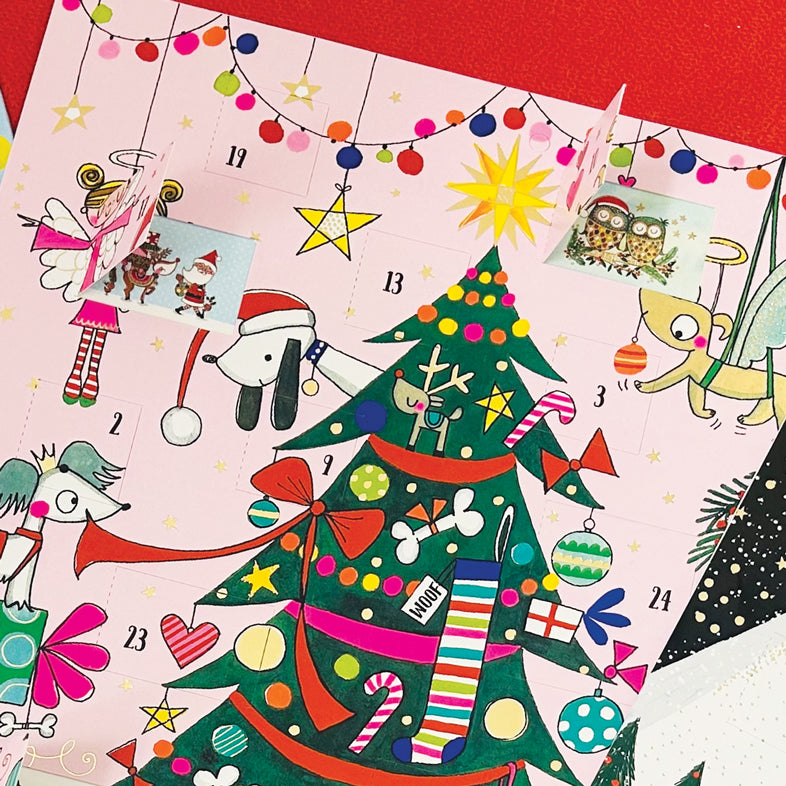 Traditional Advent Calendar - Christmas Tree &amp; Dogs