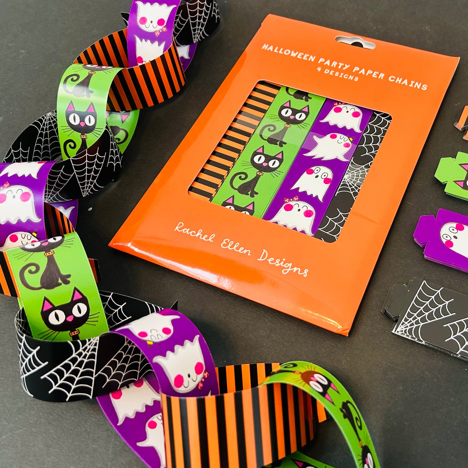 Paper Chain Kit - Halloween - Black cats, ghosts and cobwebs